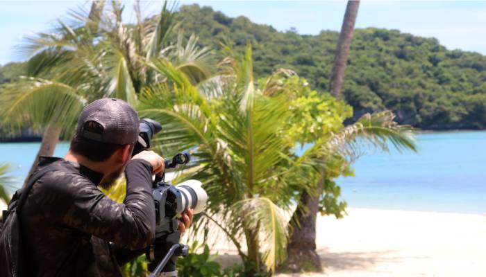 How to use video to reach youth travellers on social media